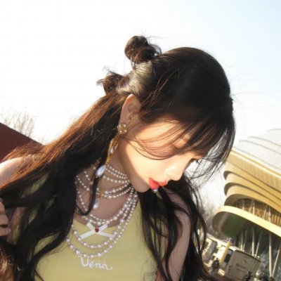 塔玛拉·亚历山德罗夫娜的丈夫和女儿